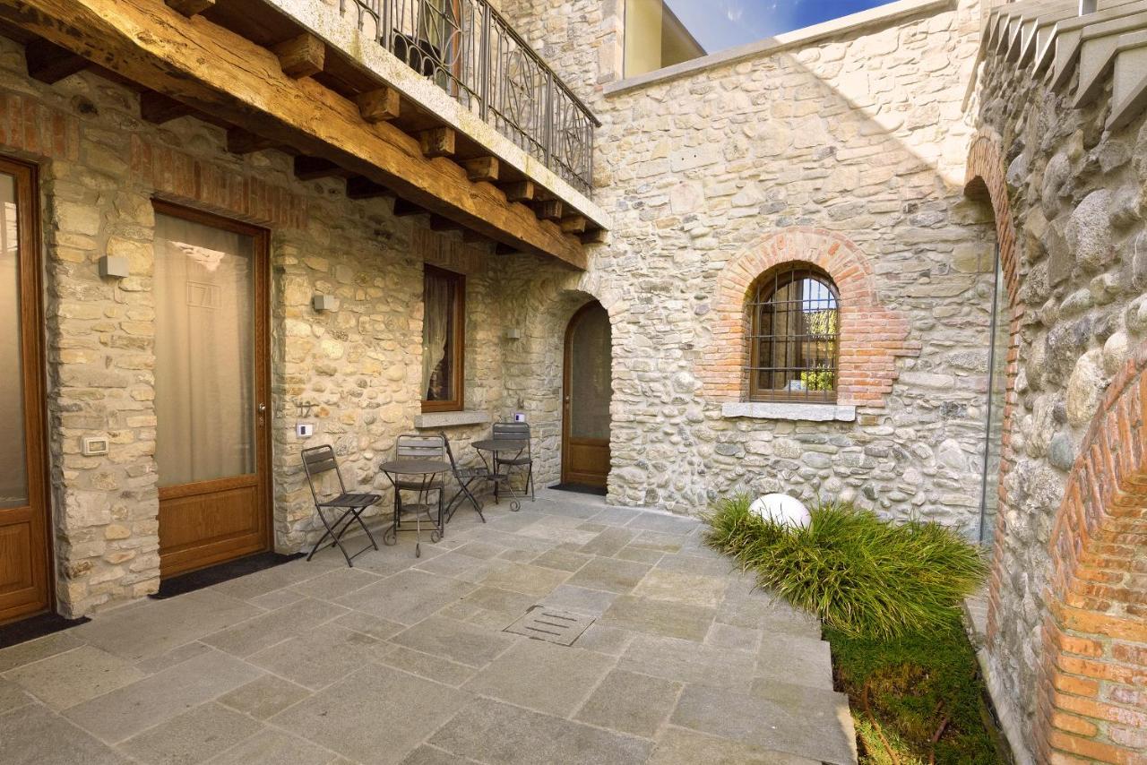 Arlate Il Borgo - 1711 Luxury Guest House מראה חיצוני תמונה