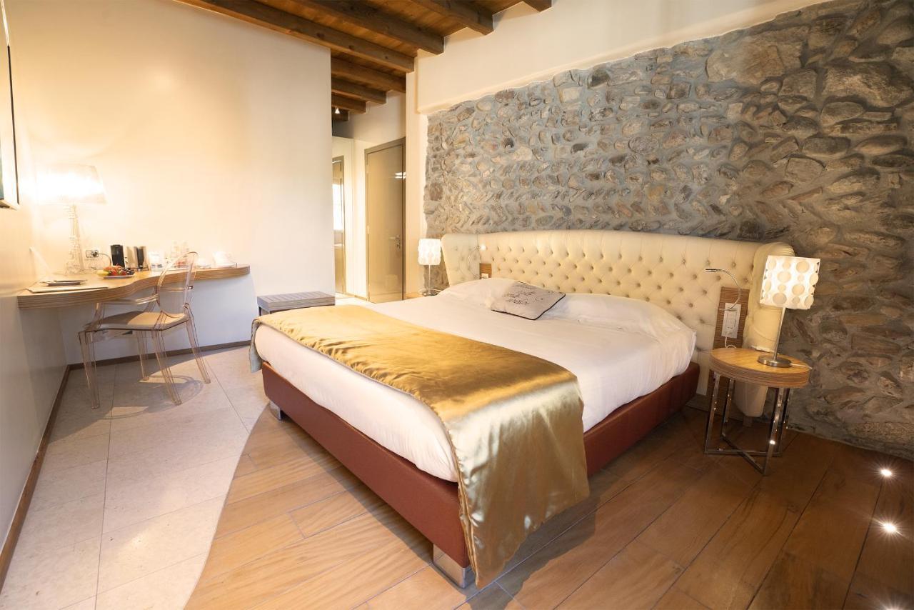 Arlate Il Borgo - 1711 Luxury Guest House מראה חיצוני תמונה