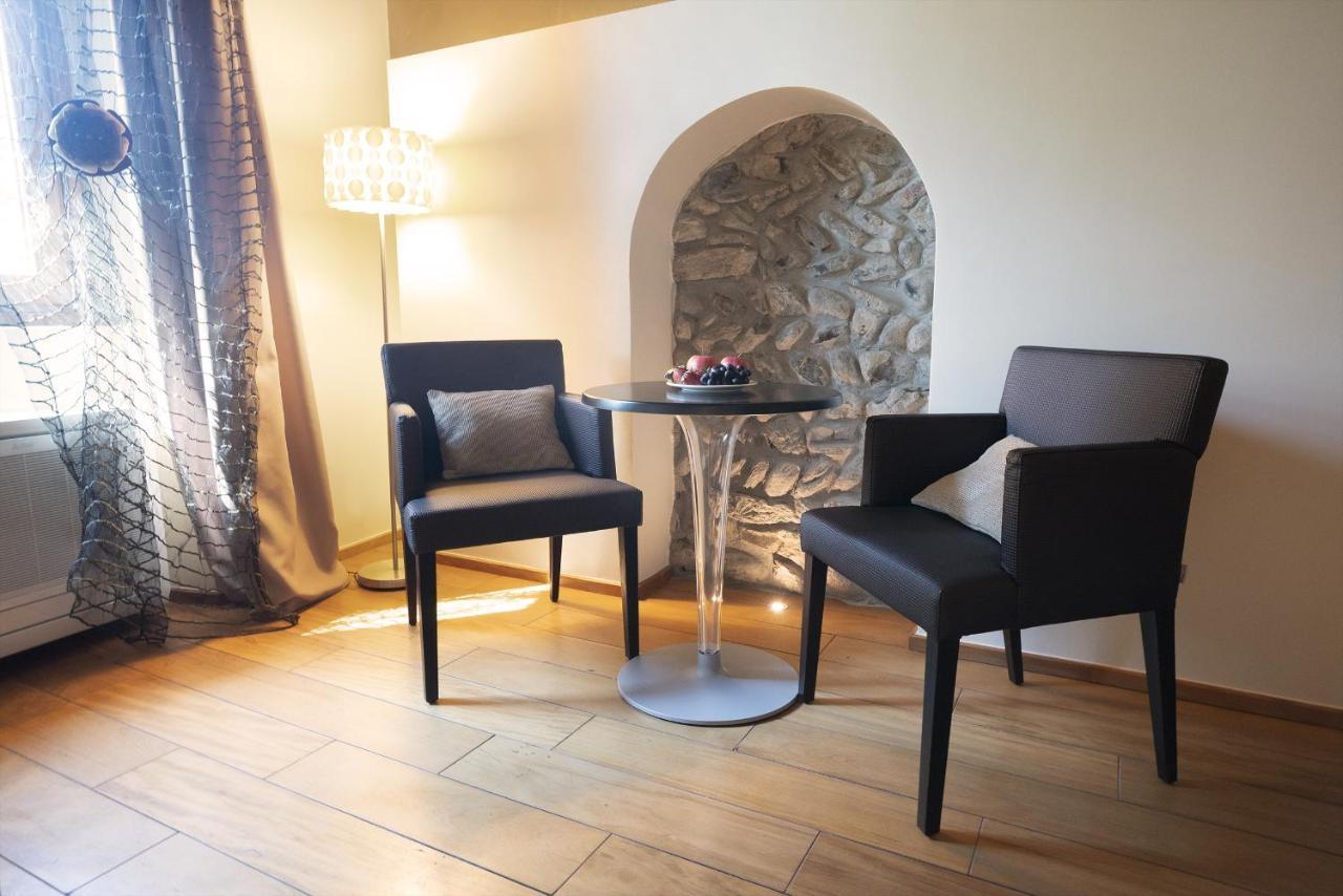 Arlate Il Borgo - 1711 Luxury Guest House מראה חיצוני תמונה