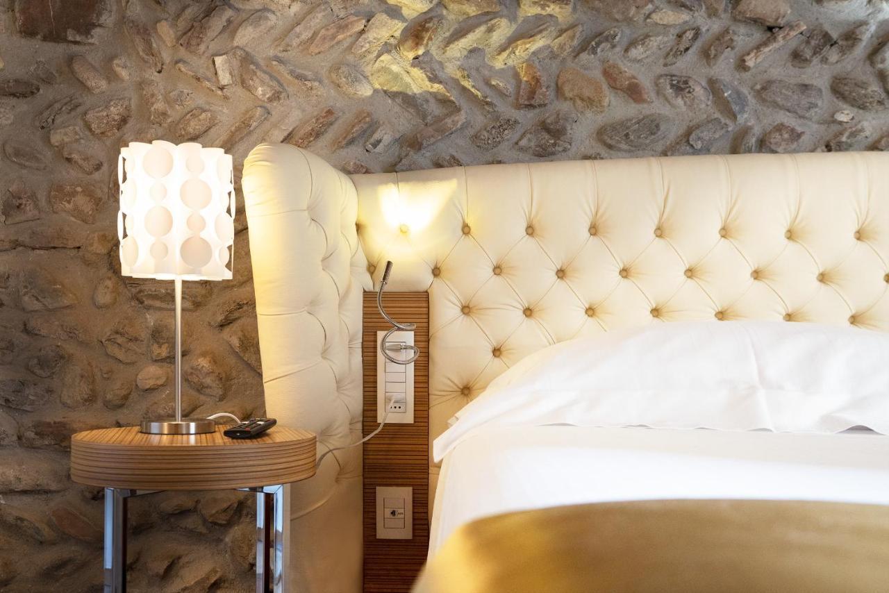 Arlate Il Borgo - 1711 Luxury Guest House מראה חיצוני תמונה