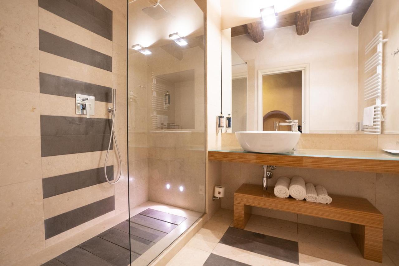 Arlate Il Borgo - 1711 Luxury Guest House מראה חיצוני תמונה