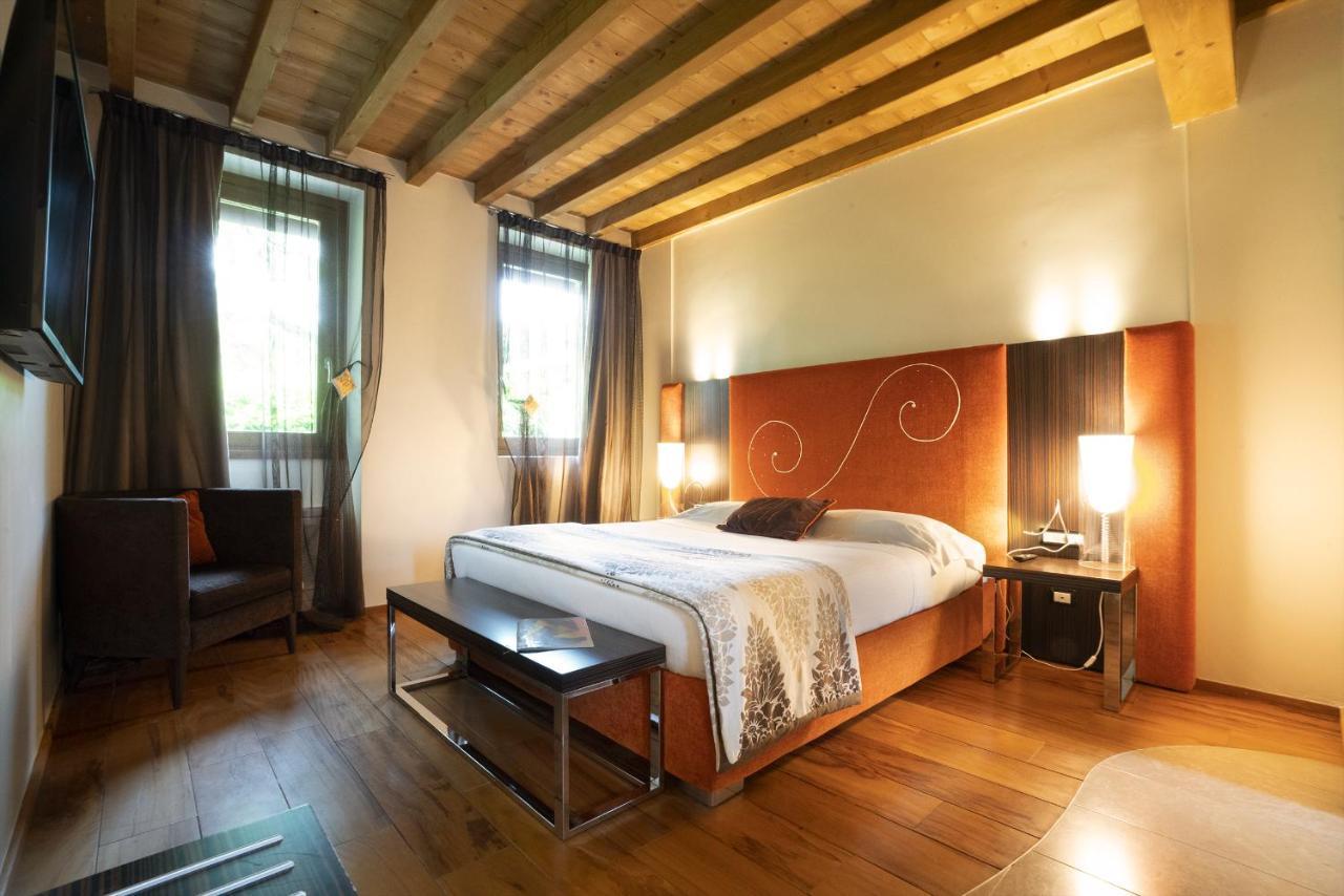 Arlate Il Borgo - 1711 Luxury Guest House מראה חיצוני תמונה